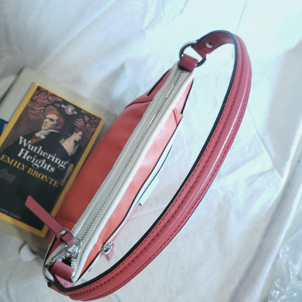 NWOT Coach Smooth Leather Shoulder - Picture 2 of 8